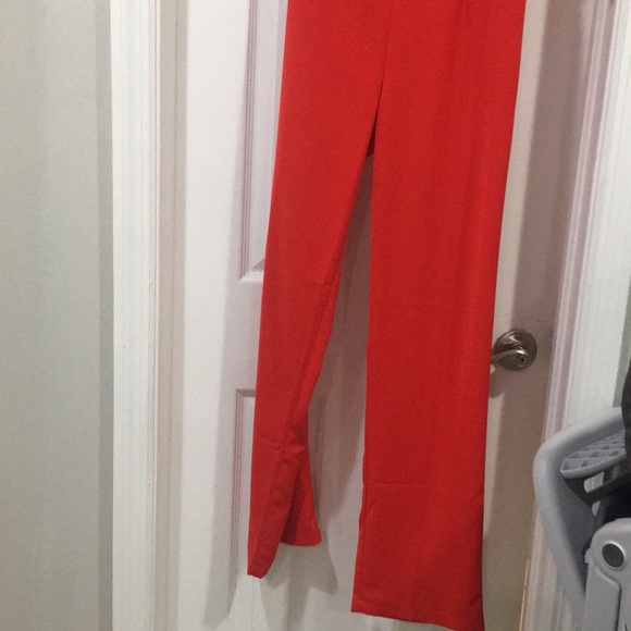 Long red Jumpsuit Backless - Picture 2 of 5